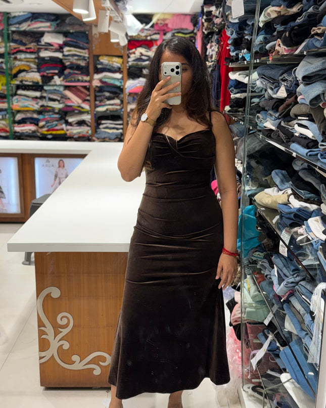Sweetheart Velvet Sculpt Dress